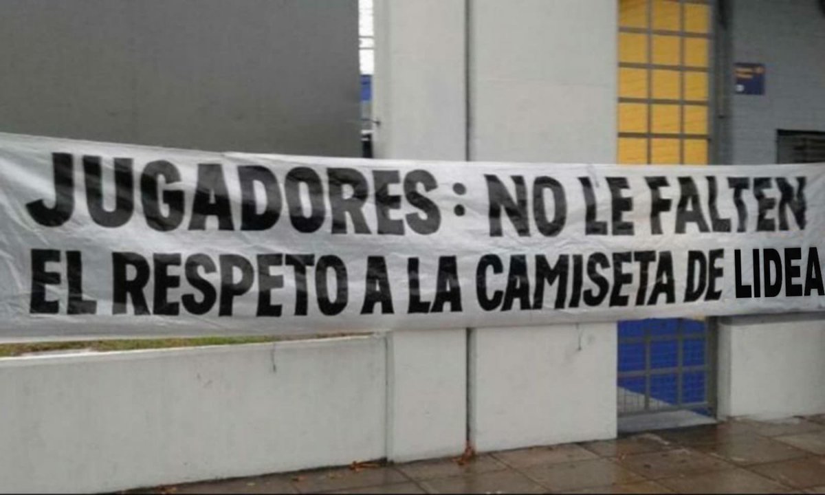 Se juega liga a las 23:00hs vs <a href="/AAHIesa/">Asado al Horno ⚽️🎮</a> y a las 23:30hs vs <a href="/NapoliArgentino/">Napoli Argentino</a>.

JUGADORES, LA CAMISETA SE TIENE QUE TRANSPIRAR!!