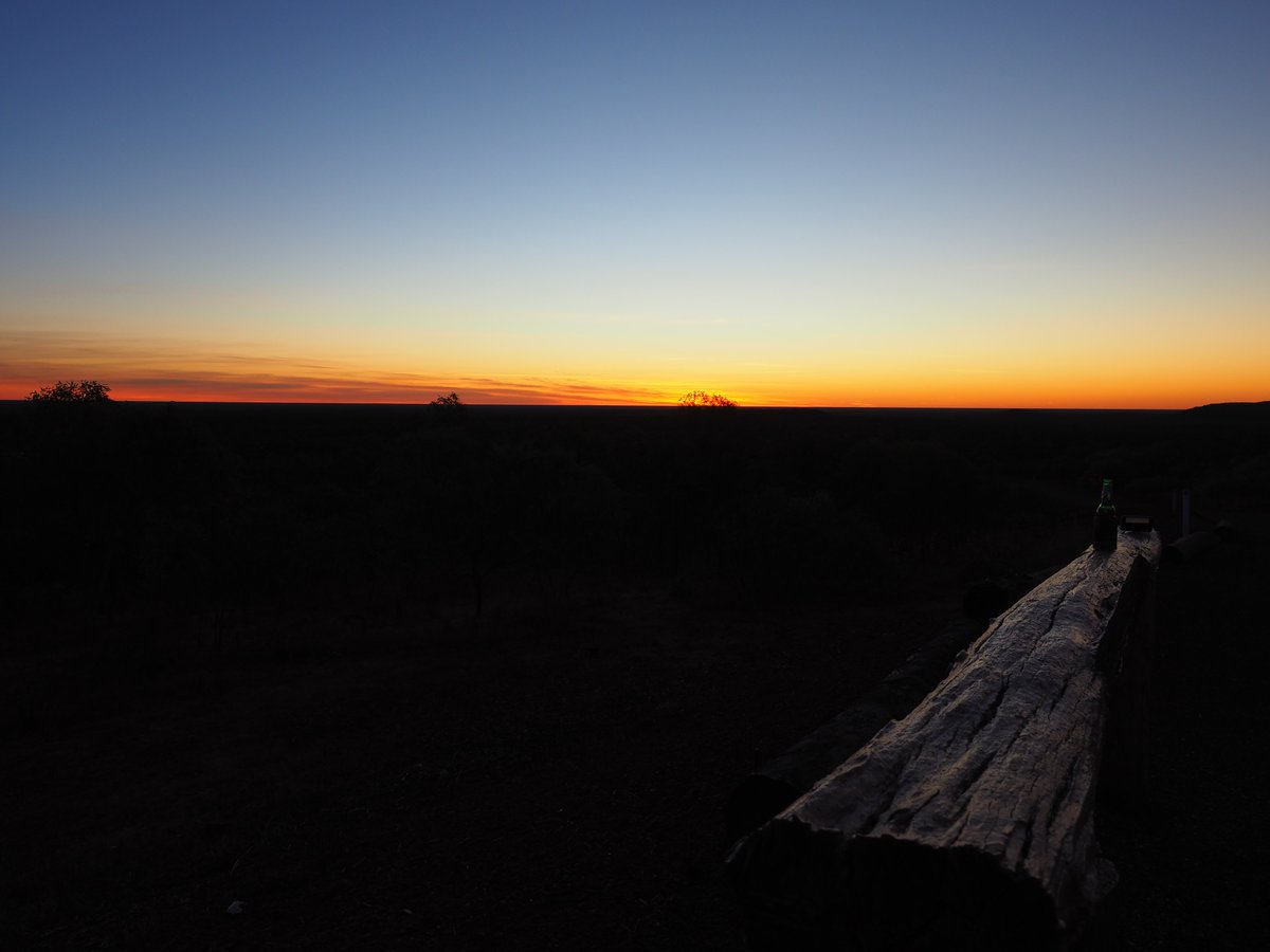 LewisPhilips1's tweet photo. @scinate Sunset @ Diehm's Lookout Croydon. Not far now to Kurumba for Barra fishing, Mud Crabs, Prawns &amp; won't catch Covid up here @visitqueensland https://t.co/4Exq1R08U1