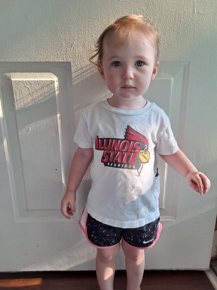 TammyWedig's tweet photo. Olivia &amp; Max are ready for some football @RedbirdFB &amp; to cheer on their Uncle Matty @matthew_wedig 🏈 https://t.co/9RB3F4HucZ