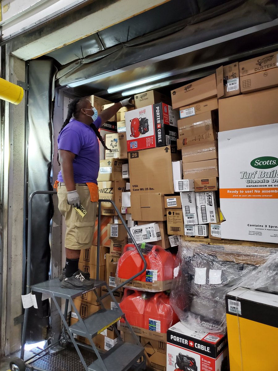 Great job Tyquan using that step stool to take it to the roof. <a href="/rdc5088WCOL/">RDC5088 WColumbia</a> <a href="/KShirell1/">K.Shirell</a> <a href="/DorendaPortee/">Dorenda Portee</a> <a href="/5088JeremyL/">Jeremy L.</a>