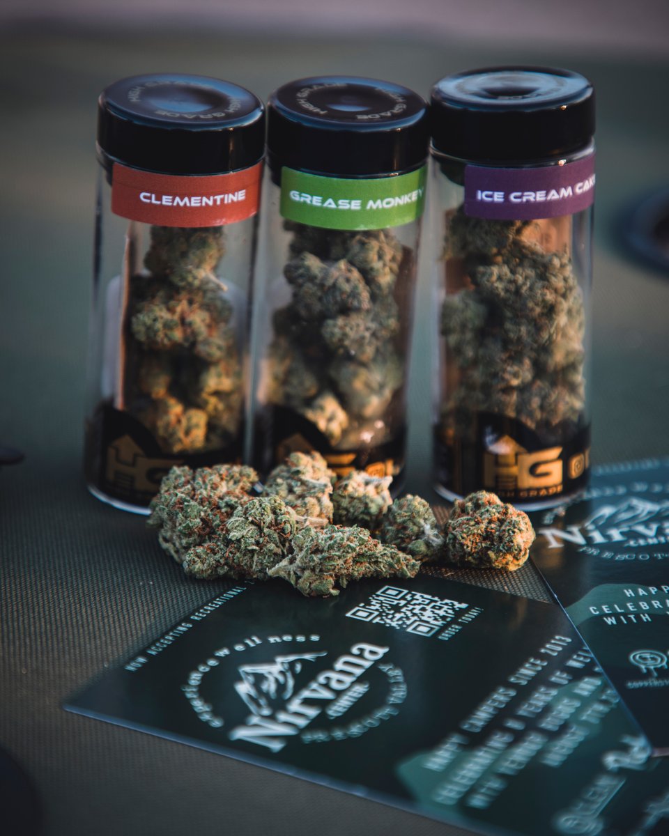 HighGrade_USA's tweet photo. This Saturday, August 7th, join Nirvana Prescott Valley in celebrating their 8-year anniversary!
High Grade will be on-site Saturday at 2-5pm & Sunday at 11-2pm so come check us out & enjoy SWEET promotions on our concentrates & Ediquette edibles! See you there😝 #ElevateHigher https://t.co/j225CzFZXe
