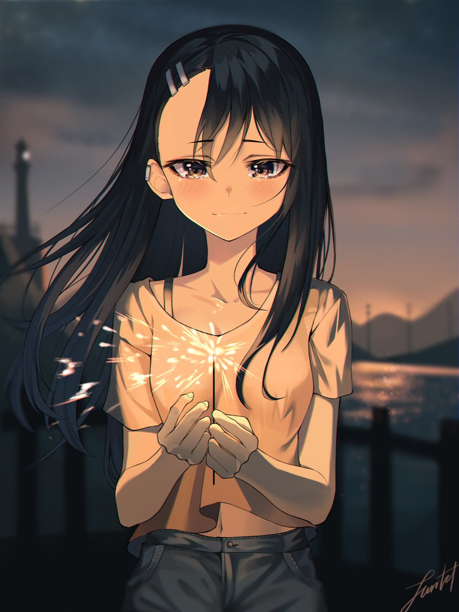 El manga de Nanashi, "Ijiranaide, Nagatoro-san (Don’t Toy with Me, Miss Nagatoro)", ha superado 1.8 millones de copias en circulación según el cintillo del undécimo volumen recopilatorio. #nagatoro