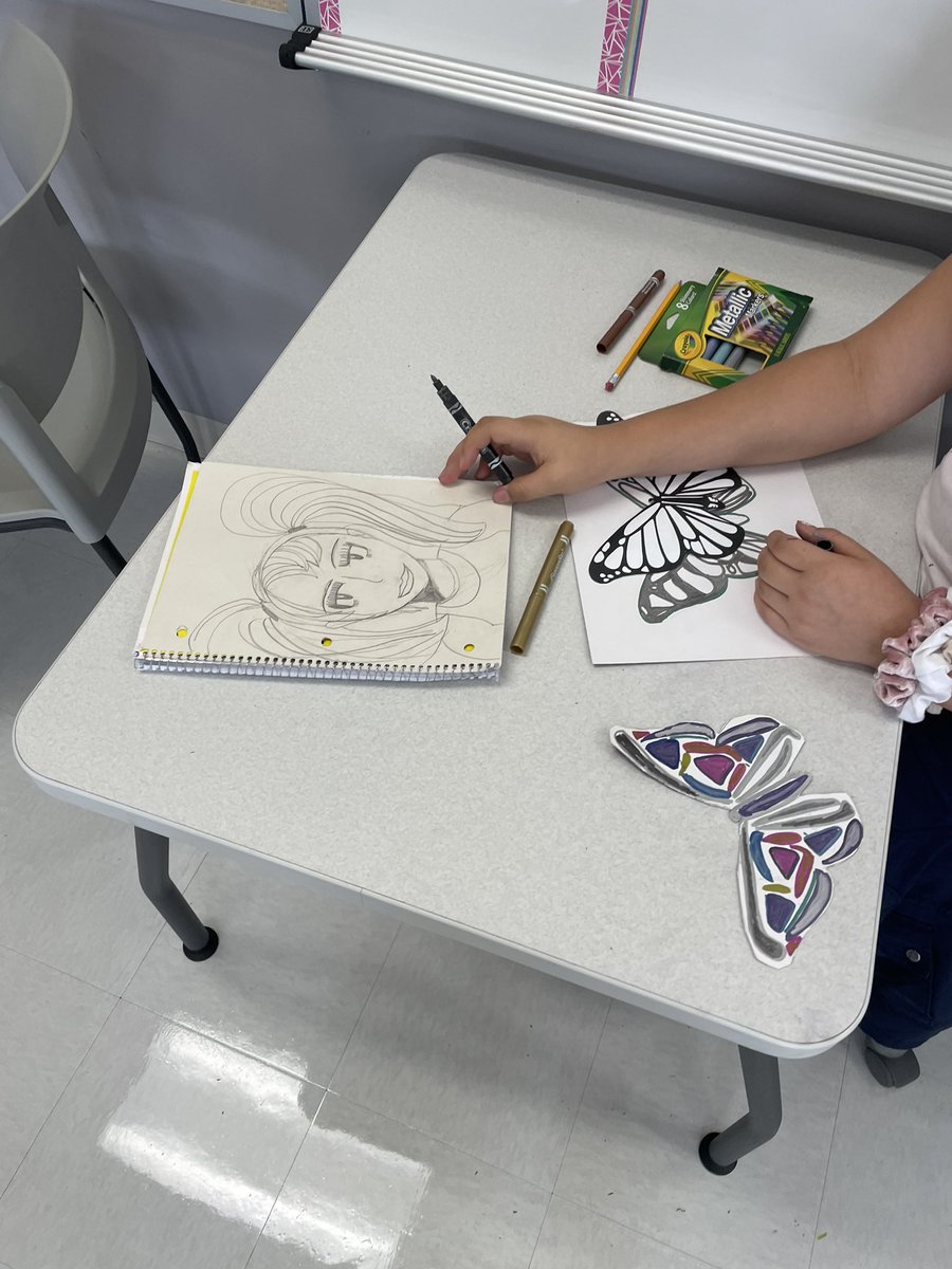 RThompArt's tweet photo. The scholars loved #RoseCamp 2021! I was so excited to see some of them wear clothes to match the lesson the next day #ywcpa #ywcpaart 👩🎓🖌 https://t.co/EQ0TRwwkIS