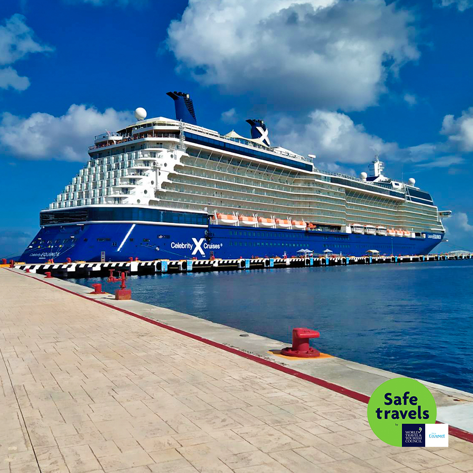 La reactivación turística continúa en Cozumel.
Hoy arribó el #CelebrityEquinox de Celebrity Cruises  con 2,113 personas listas para conocer la isla más hermosa del Caribe Mexicano, #Cozumel.