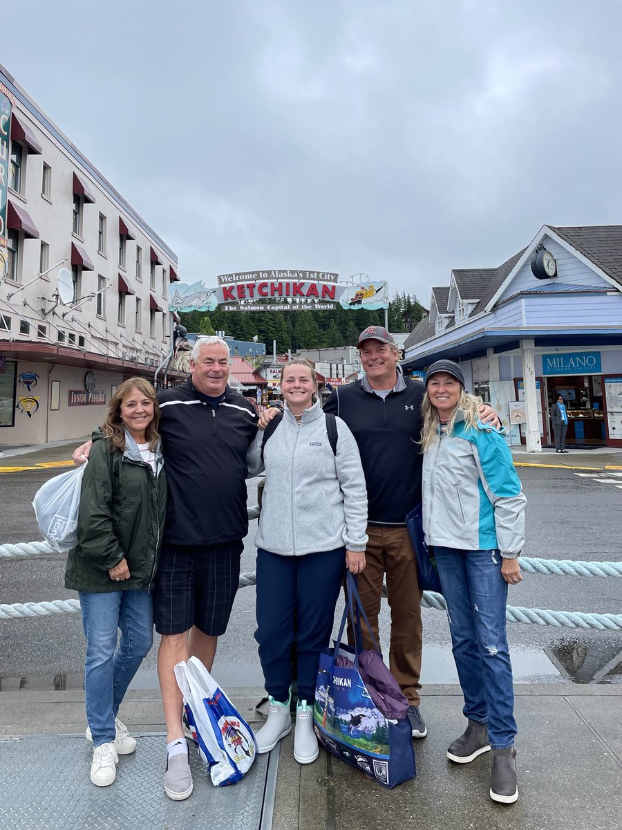 jimhof9's tweet photo. Salmon fishing all weekend. https://t.co/hYJdXDHbzr