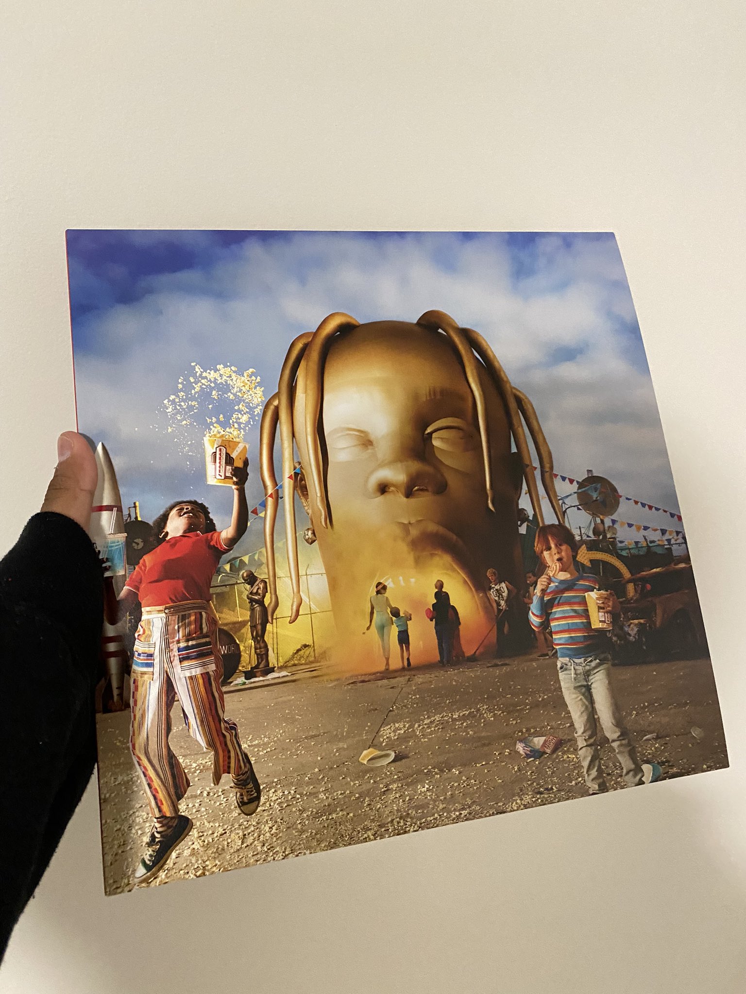 SK⚡️ on X: ❗️VINYL RECORD GIVEAWAY❗️ Rodeo - Travis Scott I wanted to give  something back in honor of me hitting 10k followers ❤️ To enter this  giveaway, all you need to