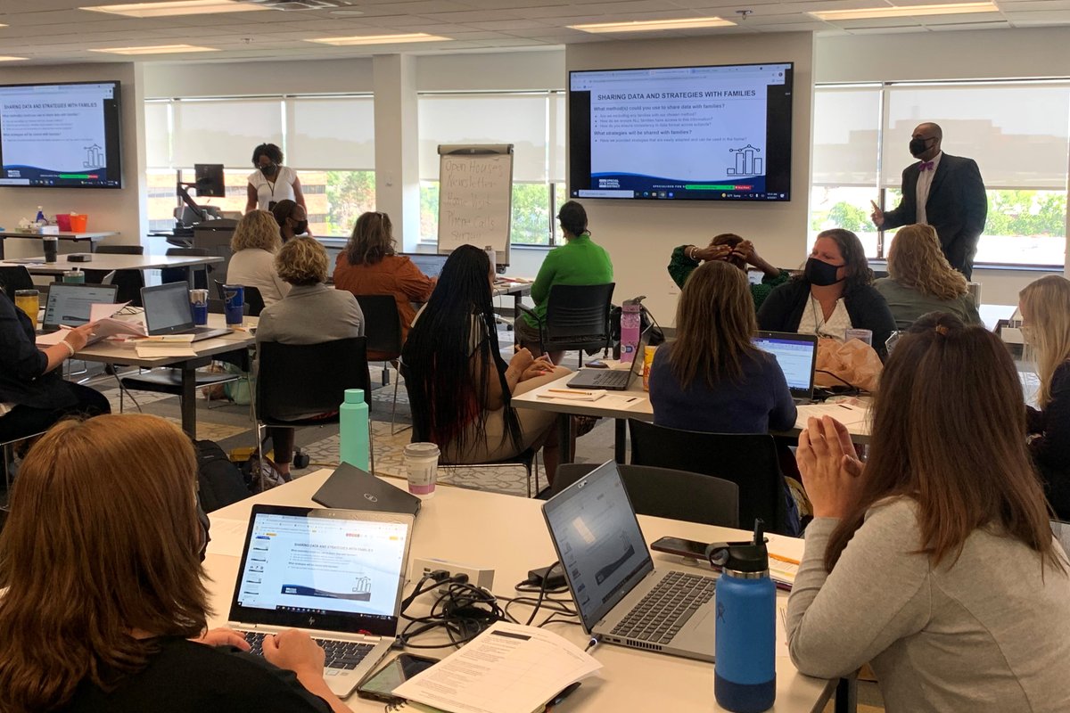 SSD_Supt's tweet photo. Proud to spend time with this group of dedicated educators over the past two days at the SSD Administrator Institute. They truly embody our core values: Equity • Commitment • Collaboration. #SSDLearns #SSDSpecializedforSuccess #Equity #Commitment #Collaboration https://t.co/3iLcJqiiPV