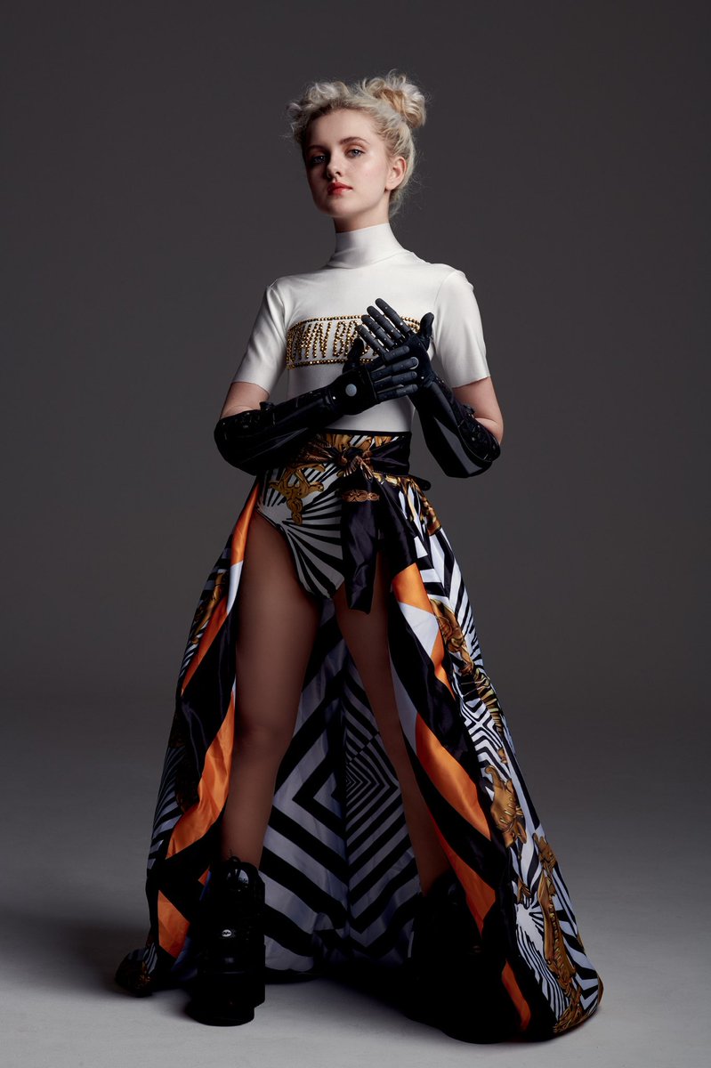 222mgtuk's tweet photo. Everything about 🦾TILLY @GiveTillyaHand is exceptionally unique, remarkable and inspirational.
💄by @joleversuch
💇🏼♀️ by Tina Elliott Hairstyling
📸 by @CDavisStudio
Sally Minns Stylist
#bionicmodel #diversity #diversityandinclusion #amputee #bionicarm #cyborg #tech https://t.co/WA84AYLr4z
