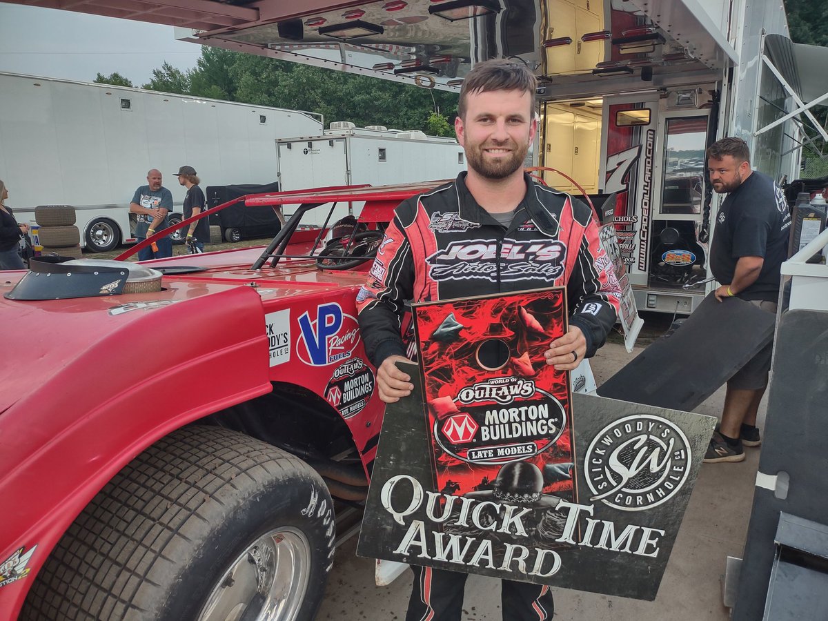 Tonight's <a href="/slickwoodys/">Evan Wander</a> Quick Time Award winner is @CDillard97.