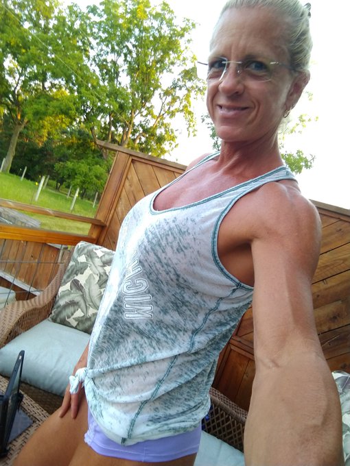 Waiting for my hubby to come home and fuck me!!! https://t.co/kTXTUK8S6H<a href="/tag/asswednesday"class="tags"><span>#asswednesday</span></a>