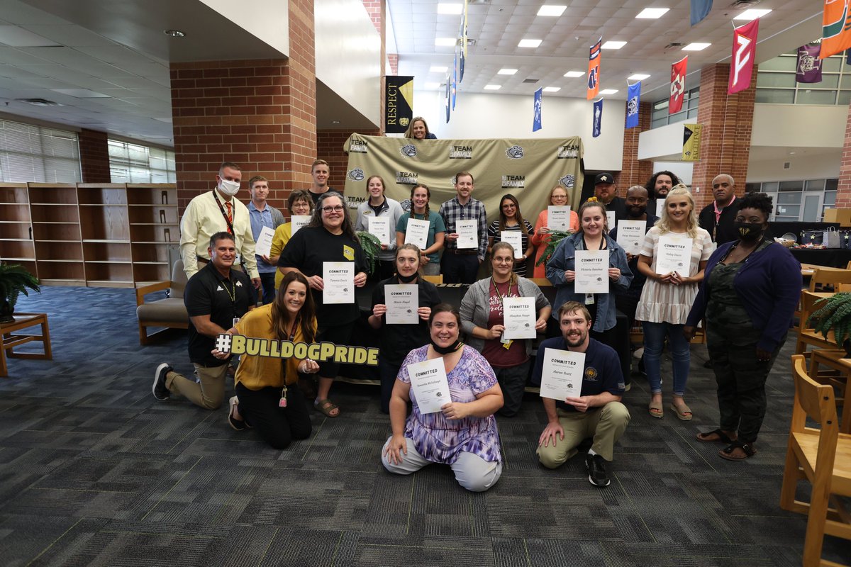 Lisa Pogue tweet media