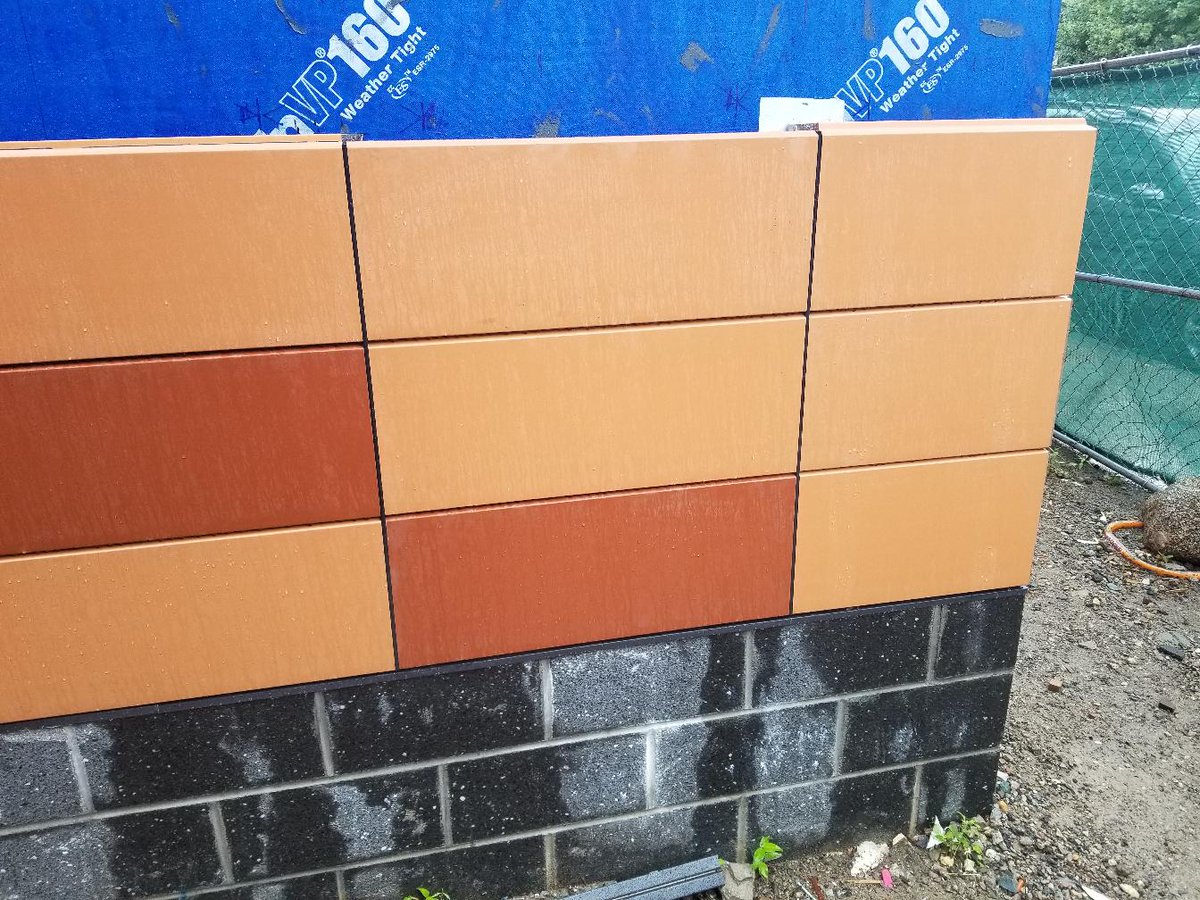 VStudioA's tweet image. We are so excited to see the skin going onto our 24 micro-units in Lowell #neacera #artizan