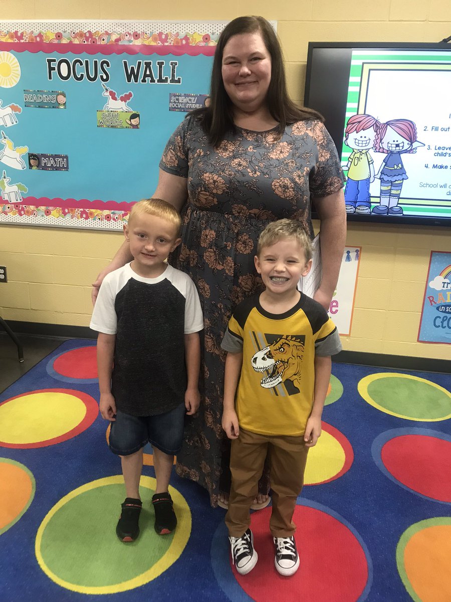 CVES had a fantastic Open House tonight! It was great to see all of our amazing families and students! 💙🐻💛#cvesopenhouse #CVESBruins