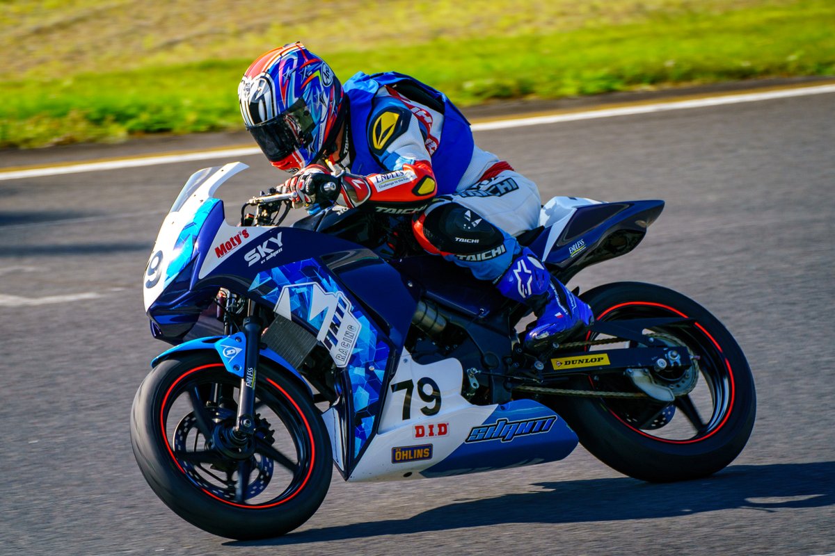 kumaphoto1's tweet photo. #ツインリンクもてぎ
#もてぎロードレース 第3戦
#ST250S
#79
SKY by SHANTI https://t.co/0gVpjNeqTN