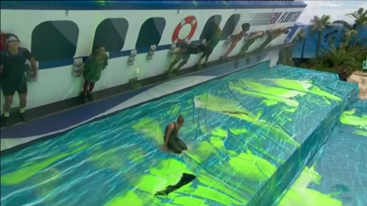 FistyHT's tweet photo. Claire is down #BB23 https://t.co/v8TTInjYAU