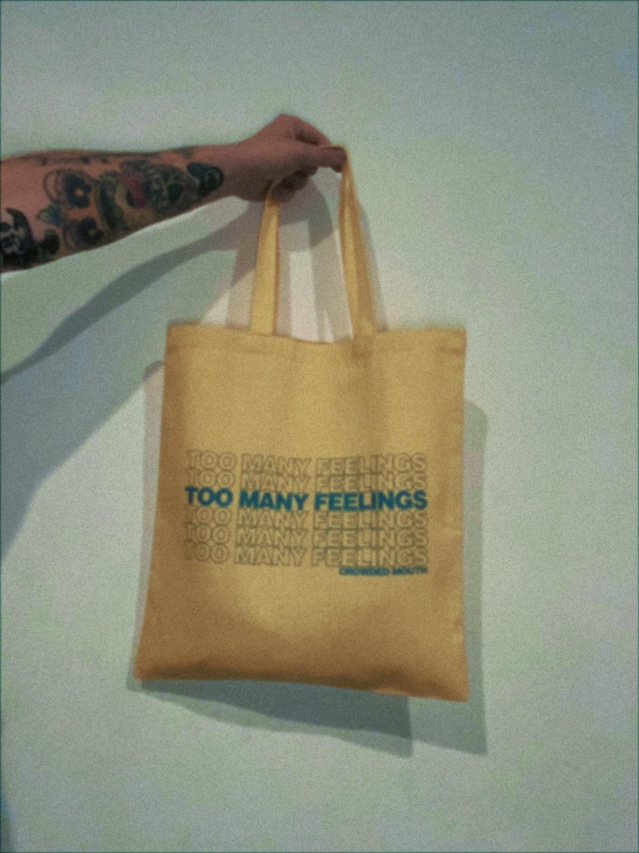 crowded_mouth's tweet photo. new totes (new colors) and a new shirt in the shop
https://t.co/rWXDraWUlS https://t.co/4UgPFzQE6P
