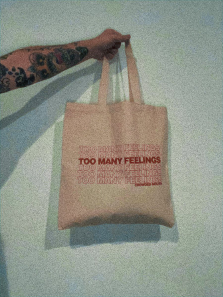 crowded_mouth's tweet photo. new totes (new colors) and a new shirt in the shop
https://t.co/rWXDraWUlS https://t.co/4UgPFzQE6P
