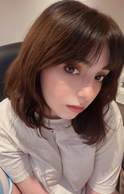 pouty &amp; want kisses https://t.co/MLo5p2GNee<a href="/tag/velma"class="tags"><span>#velma</span></a>