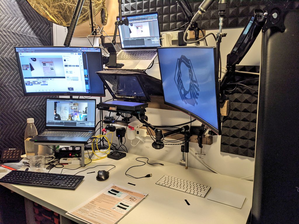 bendechrai's tweet image. I'm all set for the livestream with @attacus_au and @sauramaia in about 2.5 hours. Come join us to find out more about the concerns with this year's #Census #Census21 #Census2021 #Census2021au.
We'll be taking your questions live so head to youtu.be/-NcKmwUDTNM at 14:30 AEST.