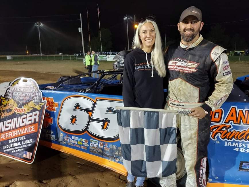 RUSHLM's tweet photo. Congrats to @dixshock50 on his first @McKeanCoRaceway win of 2021 giving him 4 wins at 4 different tracks in @paceperformance Weekly Series action this year https://t.co/d13JVeUMzs