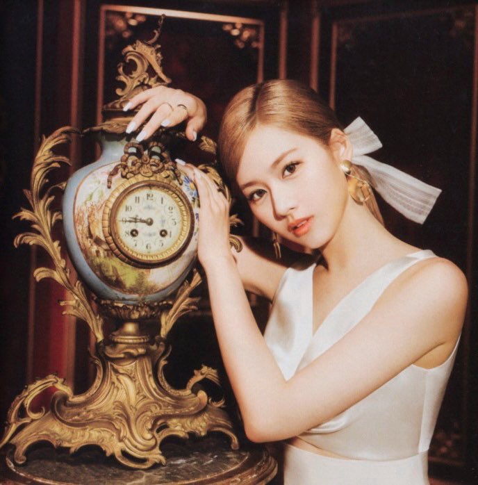 vampiretwice's tweet photo. 🅂🄲🄰🄽➽TWICE Perfect World 3rd Album❣️
會員盤&amp;初回限定盤A▸Photobook🎞사나🐹

#사나 #SANA #サナ
#PerfectWorld https://t.co/KHQytrWxWy