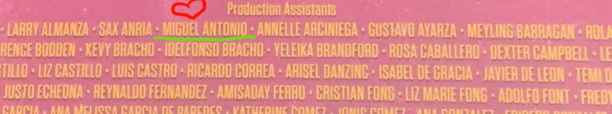 Y yo aquí de #MamáOrgullosaYPechona  El nombre de mi hijo, Miguel Antonio, en los créditos de la película Suicide Squad ❣. Valió la pena su esfuerzo, trabajo y mucho, pero mucho sacrificio 🎬📽👏💪 #MiFuturoDirectorDeCine 🤩