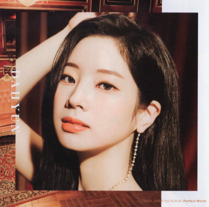 vampiretwice's tweet photo. 🅂🄲🄰🄽➽TWICE Perfect World 3rd Album❣️
會員盤&amp;初回限定盤A▸Photobook🎞다현🦅

#다현 #DAHYUN #ダヒョン 
#PerfectWorld https://t.co/bkYgYhlDiU