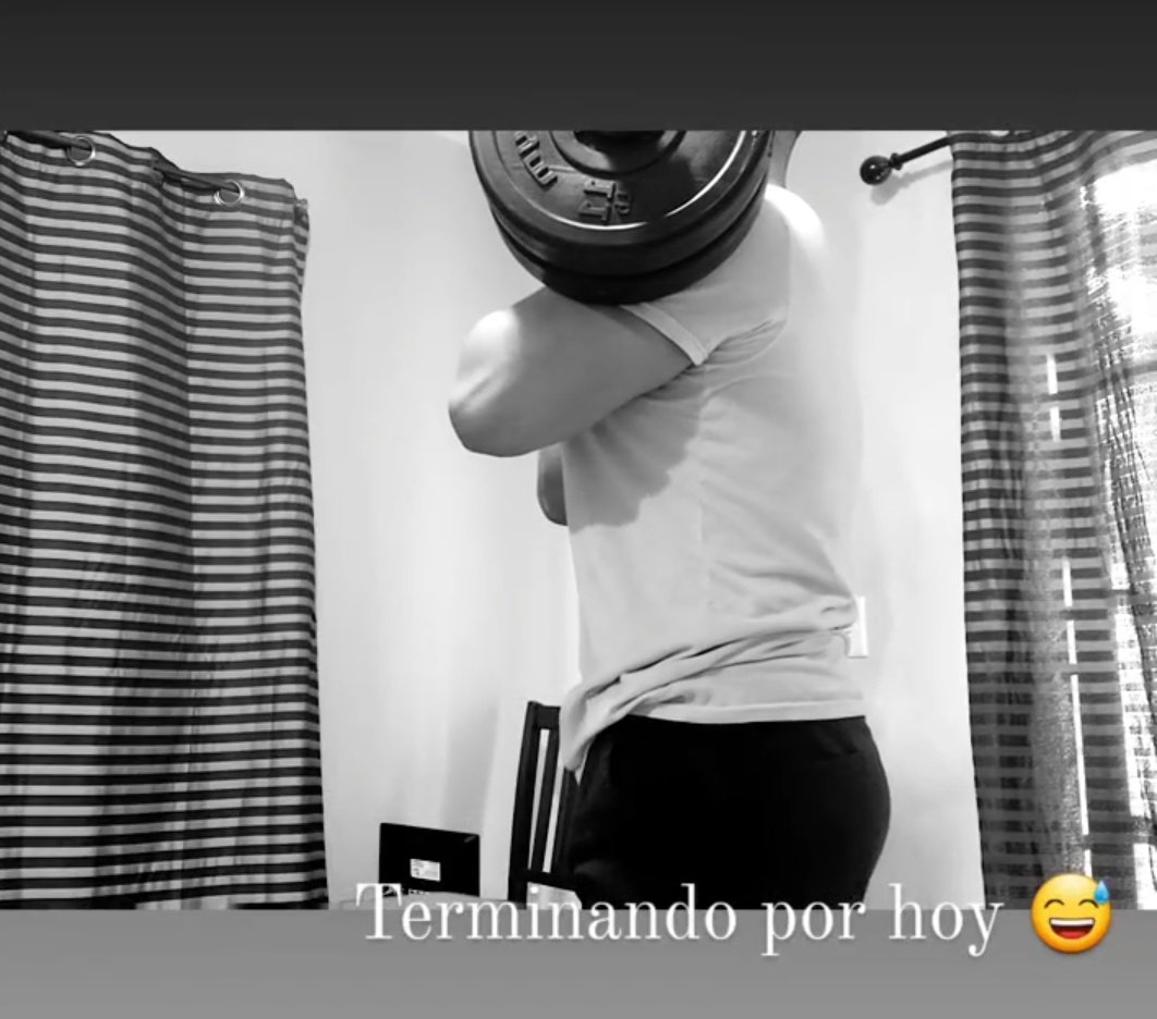 ElvisTekCG's tweet photo. Terminando la noche con ejercicio. Gn everyone! https://t.co/PNDluJEaQw