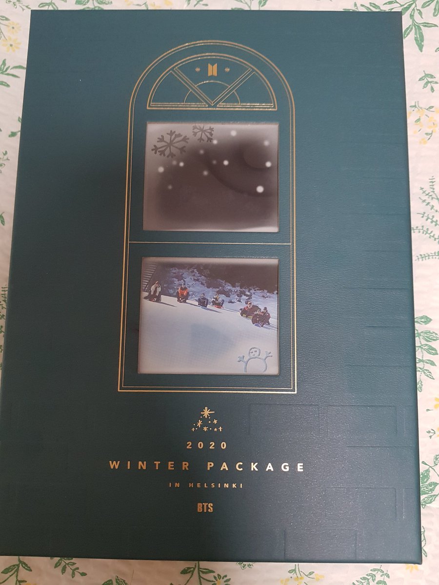 BTS WINTER PACKAGE 2020 IN HELSINKI

- PHP 3,690
- UNSEALED (complete inclusions)
- with V mini photobook
- pay as you order
- ETA: September

comment “MINE” or DM me if you’re interested.

WTS LFB PH PRE ORDER RARE MERCH WP20 DVD FULL SET KIM TAEHYUNG https://t.co/ngk0vQsKEx