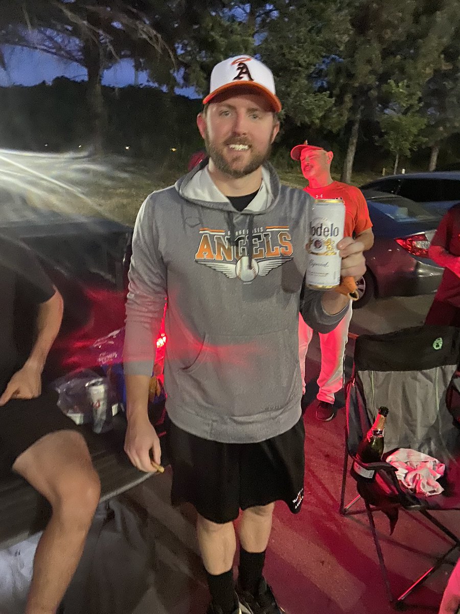 Donnie Slinger (@donnieslinger) on Twitter photo <a href="/MplsAngels/">Minneapolis Angels</a> punch their ticket to the Class A State Tourney with a 13-2 win over <a href="/MplsRiverRats/">Mpls River Rats</a>. Branstad pees on baseballs. <a href="/Carrell20Mike/">Mike Carrell</a> does, too. Luke Waldek āinterferedā on a play. Cheater. <a href="/mannydiller1/">Danny Miller</a> hit baseballs everywhere and is the Modelo Especial POG: <a href="/MplsAngels/">Minneapolis Angels</a> punch their ticket to the Class A State Tourney with a 13-2 win over <a href="/MplsRiverRats/">Mpls River Rats</a>. Branstad pees on baseballs. <a href="/Carrell20Mike/">Mike Carrell</a> does, too. Luke Waldek āinterferedā on a play. Cheater. <a href="/mannydiller1/">Danny Miller</a> hit baseballs everywhere and is the Modelo Especial POG: