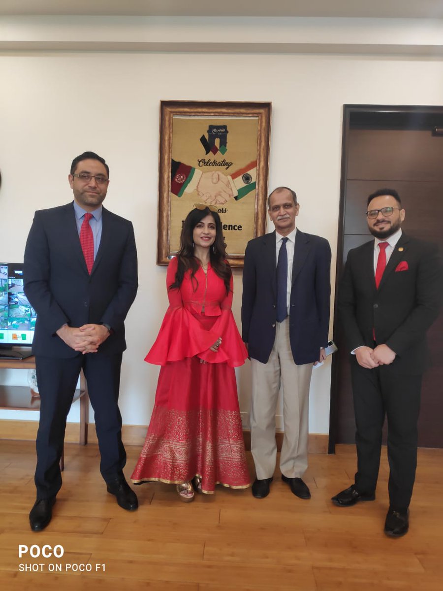 shibanikashyap's tweet photo. Such an honour meeting @FMamundzay, Afghanistan's 🇦🇫 ambassador to India 🇮🇳
& My dearest #AmarendraKhatua ji and #CharuDas 😇
Looking forward to indo- Afghan collab happening soon🇮🇳🇦🇫😇
#CDFoundation ❤️ https://t.co/Tlm4wLtaf1