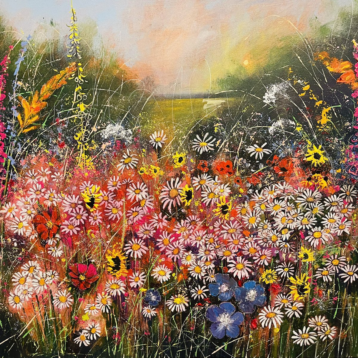 ShonaLenaghan's tweet photo. ‘Daisy Days’
#sunflowers #daisies #painting #HandmadeHour #womeninbizhour #CraftBizParty #madeinukhour #artpromo #scottishartist #YourBizHour #impressionism #artboost #landscapeartist #artshare #MyArt2Share #shonalenaghanart https://t.co/mIAjLgu6ar