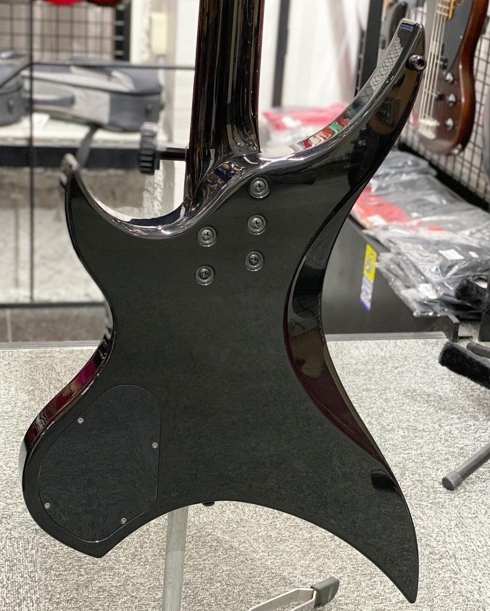 gakkicenter's tweet photo. ヴィジェが誇る、魅惑のボディを持つギター「マリリン」👄
現在特別価格にて販売中💋
#vigier #vigierguitars #marilyn #vigiermarilyn #emgpickups #emg #outlet #madeinfrance #ヴィジェ #マリリン #フランス製 #魅惑のボディ #ププッピドゥ #boopoopadoop #boopboopadoop #魅惑 #虜 https://t.co/GRgQUTdp1C