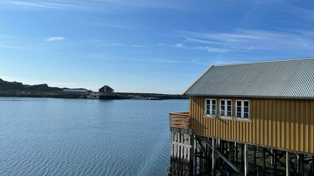 Breakfast in the sun 😋🎉🙌🏽☕️