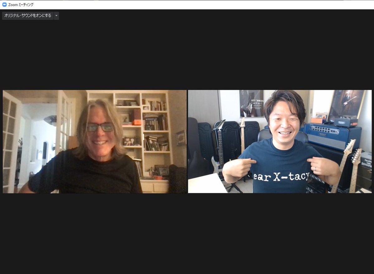 andytimmons_ota's tweet image. 長年の夢が叶いました😂
アンディとのZOOM。
聞きたかった質問や、5年近くほぼ毎日練習したElectricGypsyを演奏してアドバイスをもらいました。英語は4割ぐらいしかわからなかったけど、事前に聞きたいことは翻訳し、チャットも使い何とか会話成立
Tシャツに大爆笑
↓スクショ忘れたので録画から加工