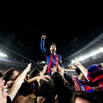 raulsacrest's tweet photo. Gràcies Messi, gracias Lionel. @messi https://t.co/HwWm9vrrbE