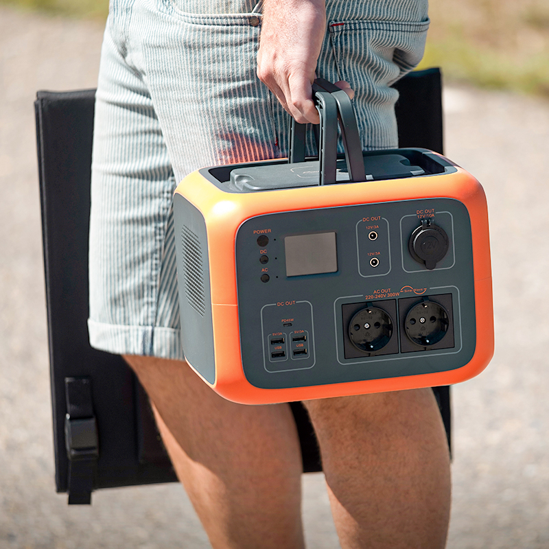BLUETTIPOWER_EU's tweet photo. The weekend is coming, so bring your AC50S and start a nice holiday!🙋‍♀️
🥰Have a safe, peaceful and wonderful weekend!

#bluetti #powerstation #solarenergy #vanlife #campinglife #ac50s #weekend #love #weekendvibes #happy #summer #nature #vacation #travel #holiday https://t.co/TfiNB5GaEc