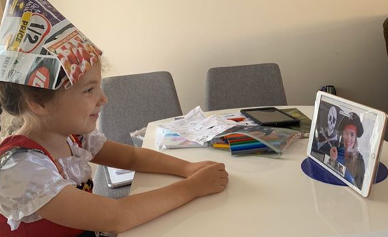 Children are engaging with digital technologies at home more than ever (especially during lockdown), yet we know little about how they are being used. <a href="/UOWEarlyStart/">UOW Early Start</a>'s study aims to understand and help to enrich these digital experiences. Take part here: bit.ly/3Cebffw