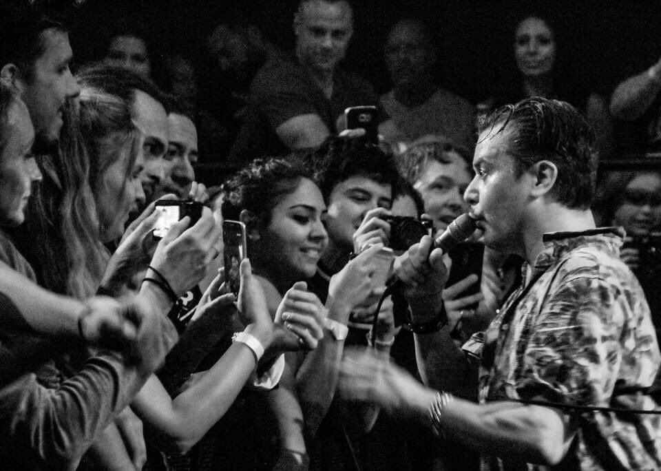 _Dead_Cross_'s tweet photo. Patton interviews crowd  / Sept 12th 2017 / @gramercytheatre, NYC

Photos by Becky DiGiglio Photography https://t.co/FxlFrPl9Gv