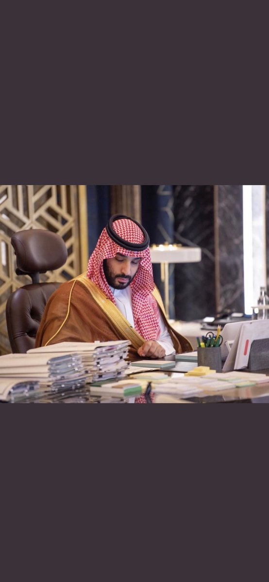 لا يمكن لبلد ينشد التطور والنماء والإزدها أن يعتمد على سلعة واحدة كمصدر للدخل ولا يمكن لبلد أن ينهض والفساد ينخر في مفاصله ... محمد بن سلمان.