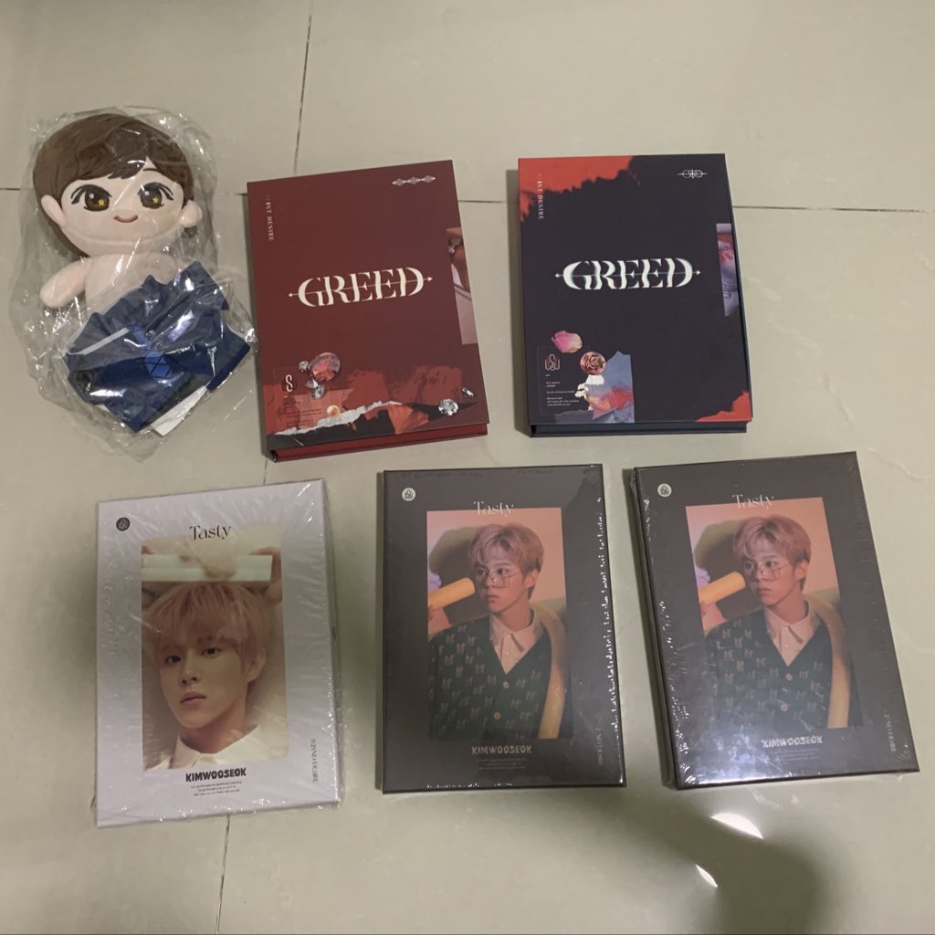 wooseokie__'s tweet photo. wts kim wooseok album / doll / photocards. 

Prices in SGD. All in good condition and discount if buy more than one item. Will give with freebies from fansites. Urgently clearing🙏🏼 

📍: SG / WW OK
💸: paypal / wise

🏷: 김우석 양도 wts kim wooseok #wtskimwooseok #kimwooseokwts https://t.co/tgRBsRr5Bv