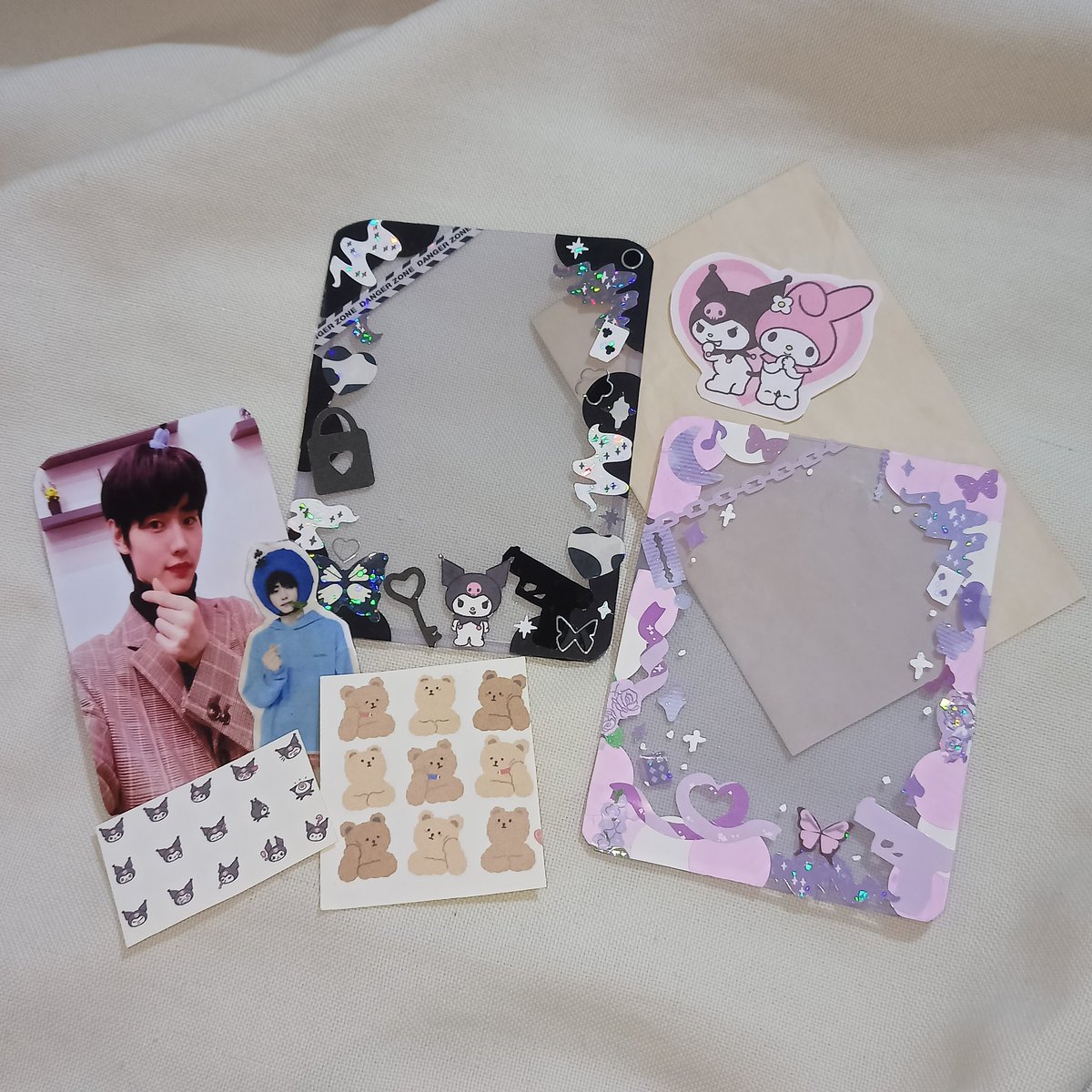 aneglcart's tweet photo. π κ aug. 5
β©© @jakeshops // #fromjem π
hi jem! the toploaders arrived safely and quickly! sobrang cutee nila more than what i expected,, i love it sm T__T also with the cutee freebies and the letter too pakyu ka >:(( thank u so so much po! 'till next time lods mwa π€ https://t.co/KENoSxgvLj