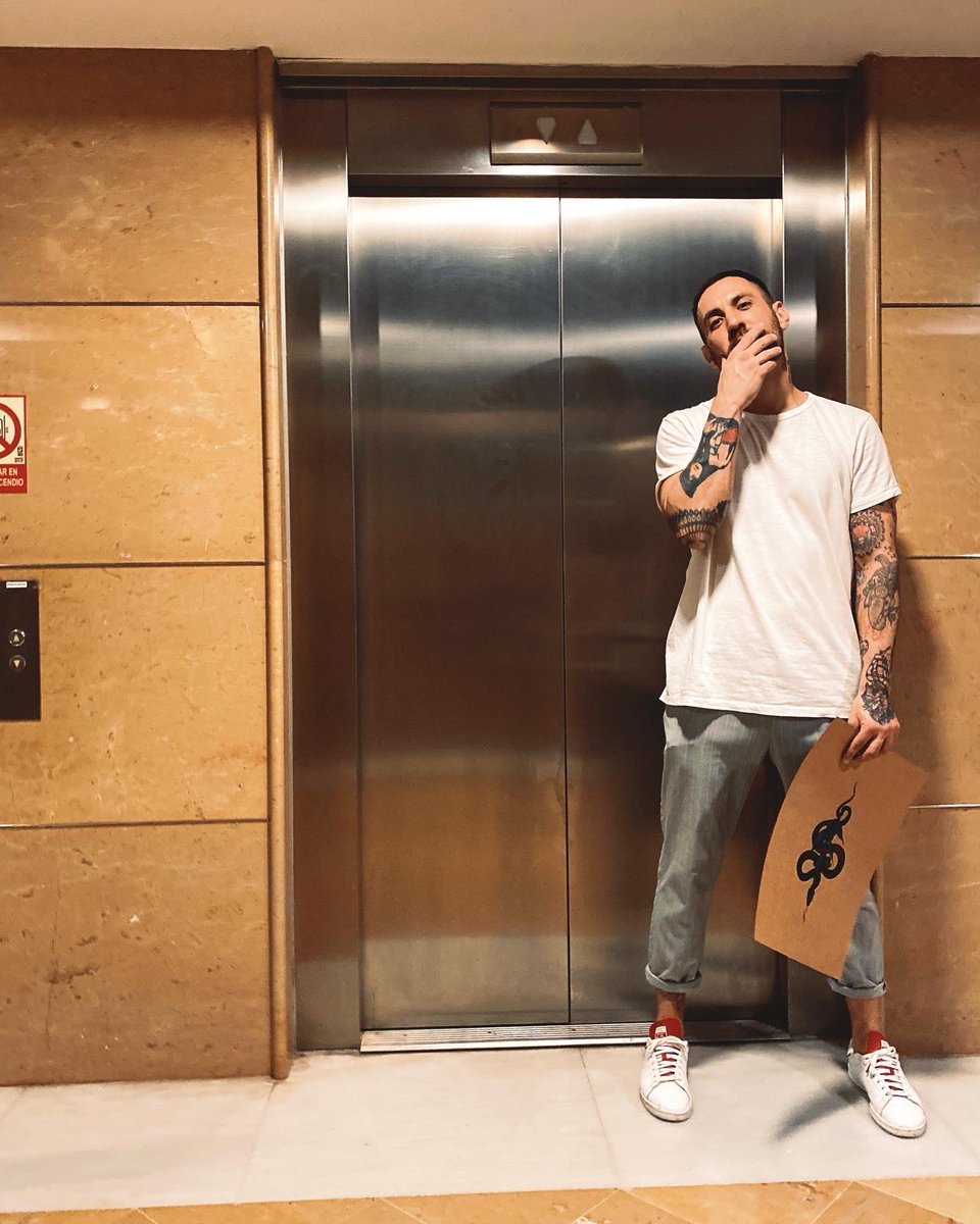 rubenthrax's tweet image. UP &amp;amp; DOWN ⛓
🎨: @otaramanatidi 
#djlife #mylife #artwork #tattoo #instagood #valencia #losnumerosnomienten