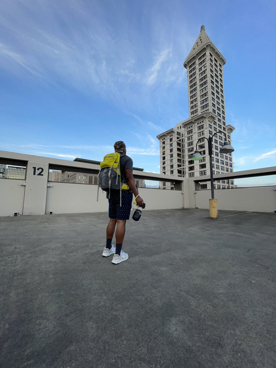 Getting back to this street photography! #canonphotography #smithtower #seattle #streetphotographer #pioneersquare