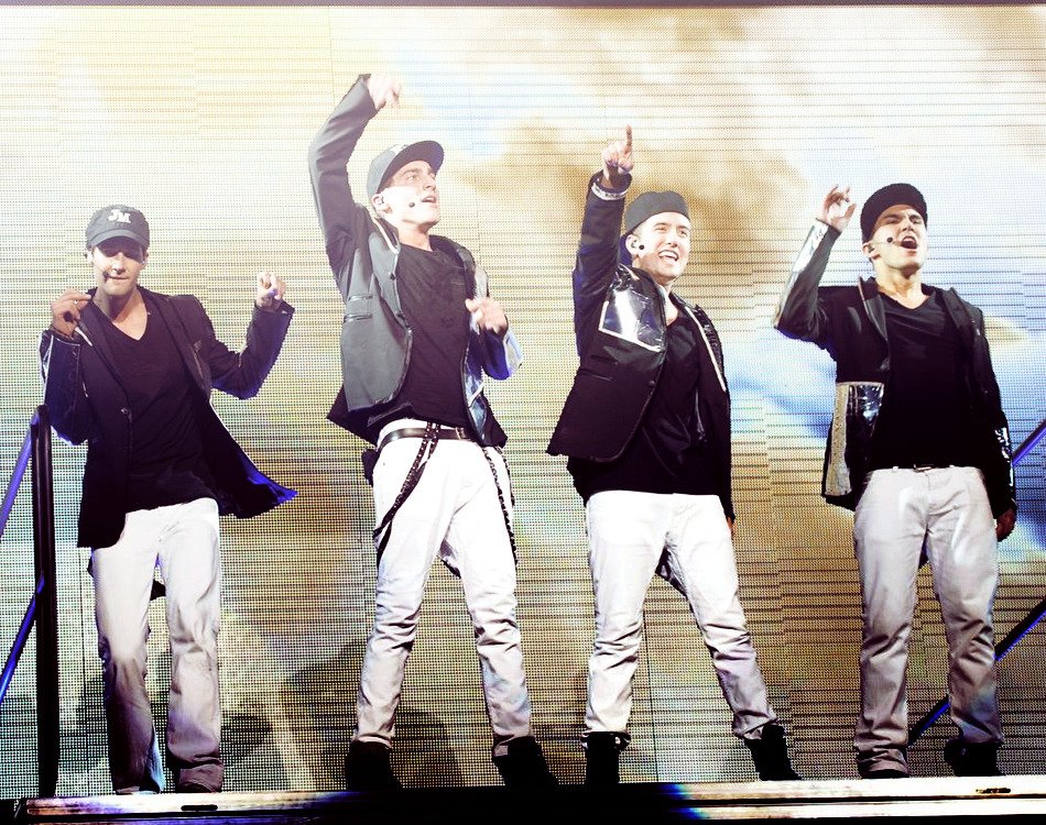 defjenn_bj's tweet photo. MONTERREY WANTS BTR
#RushersWorldWide #BTRMexico https://t.co/BDcHaNsjJb