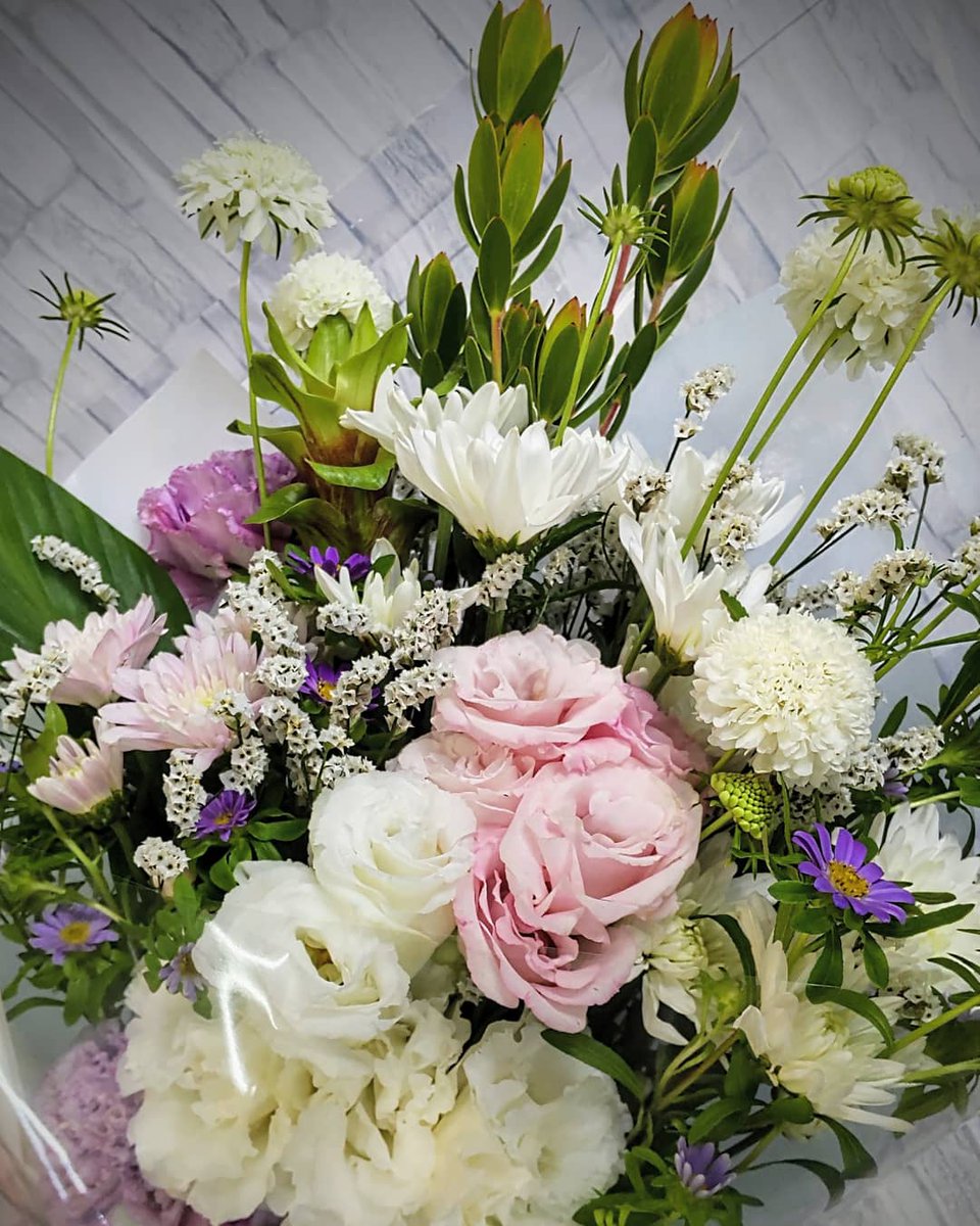 ヒロハタフローリスト 廣幡種苗園芸センター Flowershop 22 Twitter ヒロハタフローリスト 廣幡種苗園芸センター Flowershop 22 Twitter