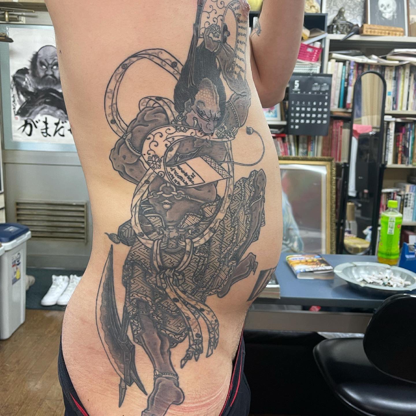 日本伝統刺青 第二巻」Tattoo Burst 編 三代目彫よし協力 - メルカリ