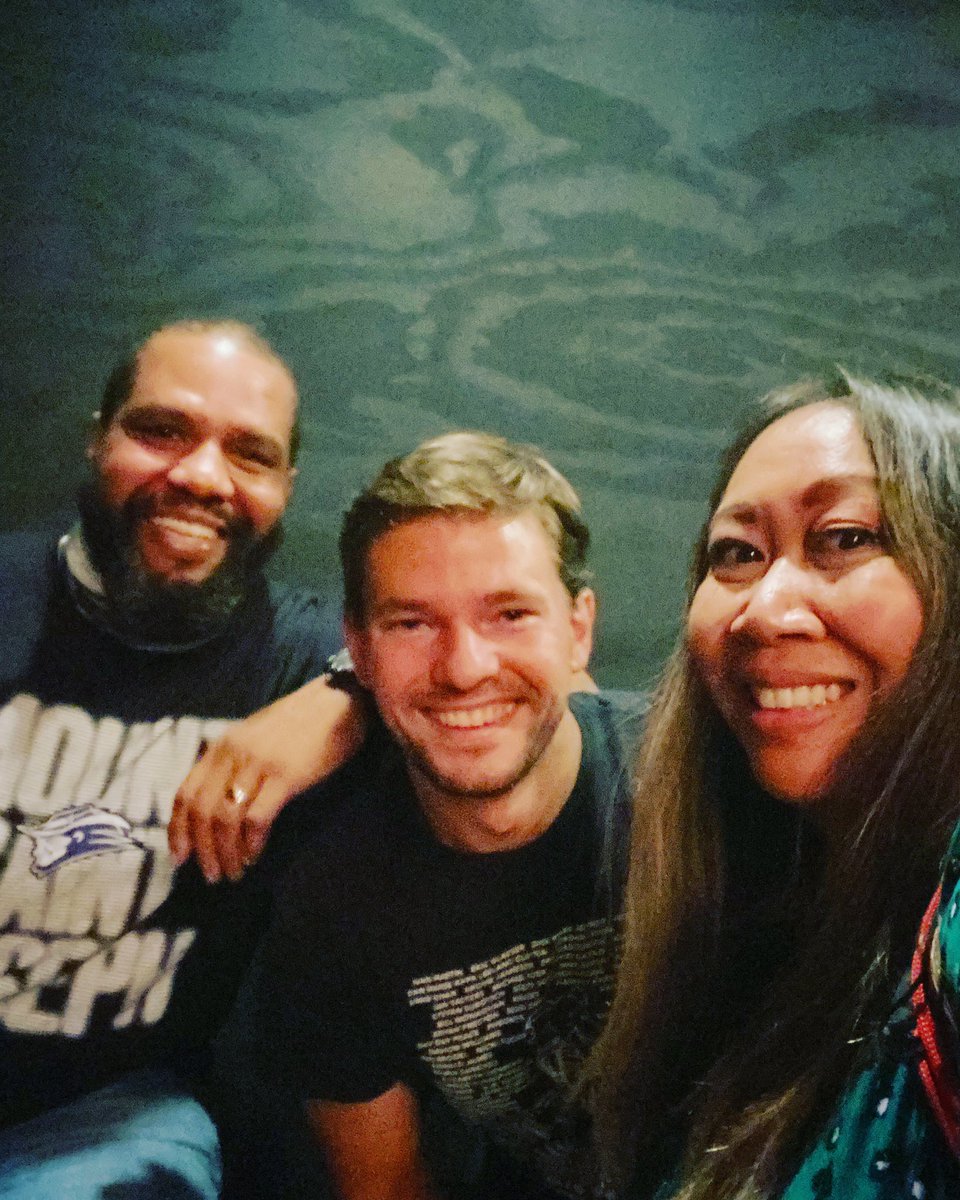 DavineDC's tweet photo. Great times on the Indie Comedy Showcase at the Lou Room @ZissimosHampden in Baltimore! #comedy #standupcomedy #Baltimore #BaltimoreComedy https://t.co/4EalM57Pxv