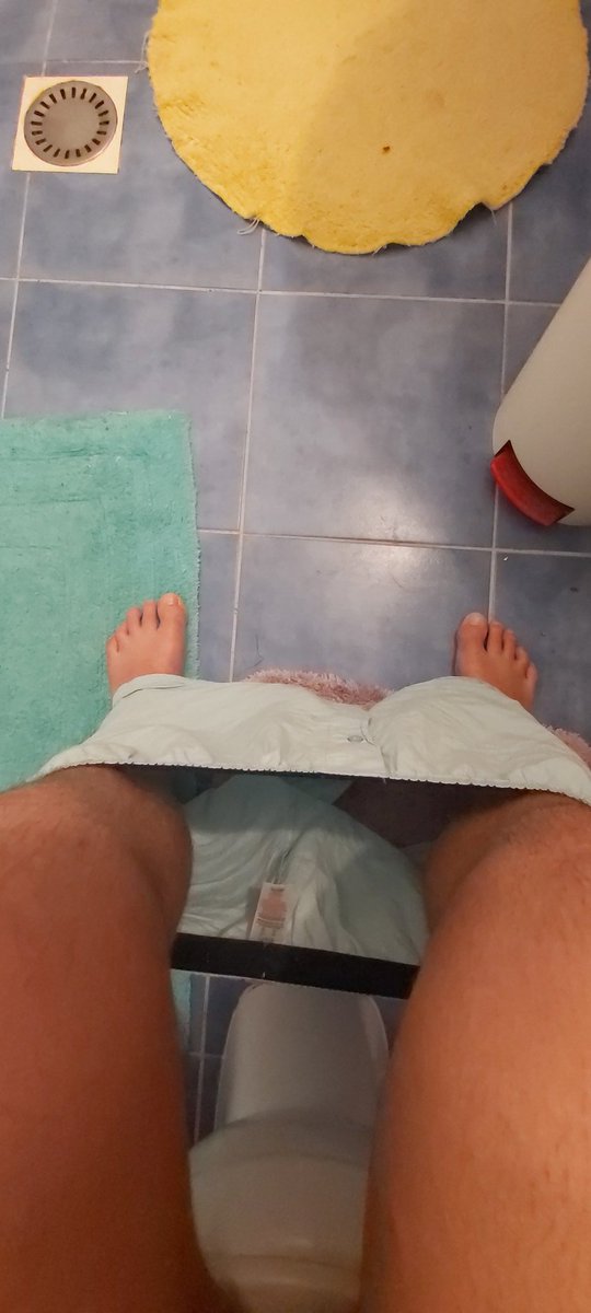 FriskyFloris420's tweet photo. Pov: si ja a sereš https://t.co/uGkDZye2gU
