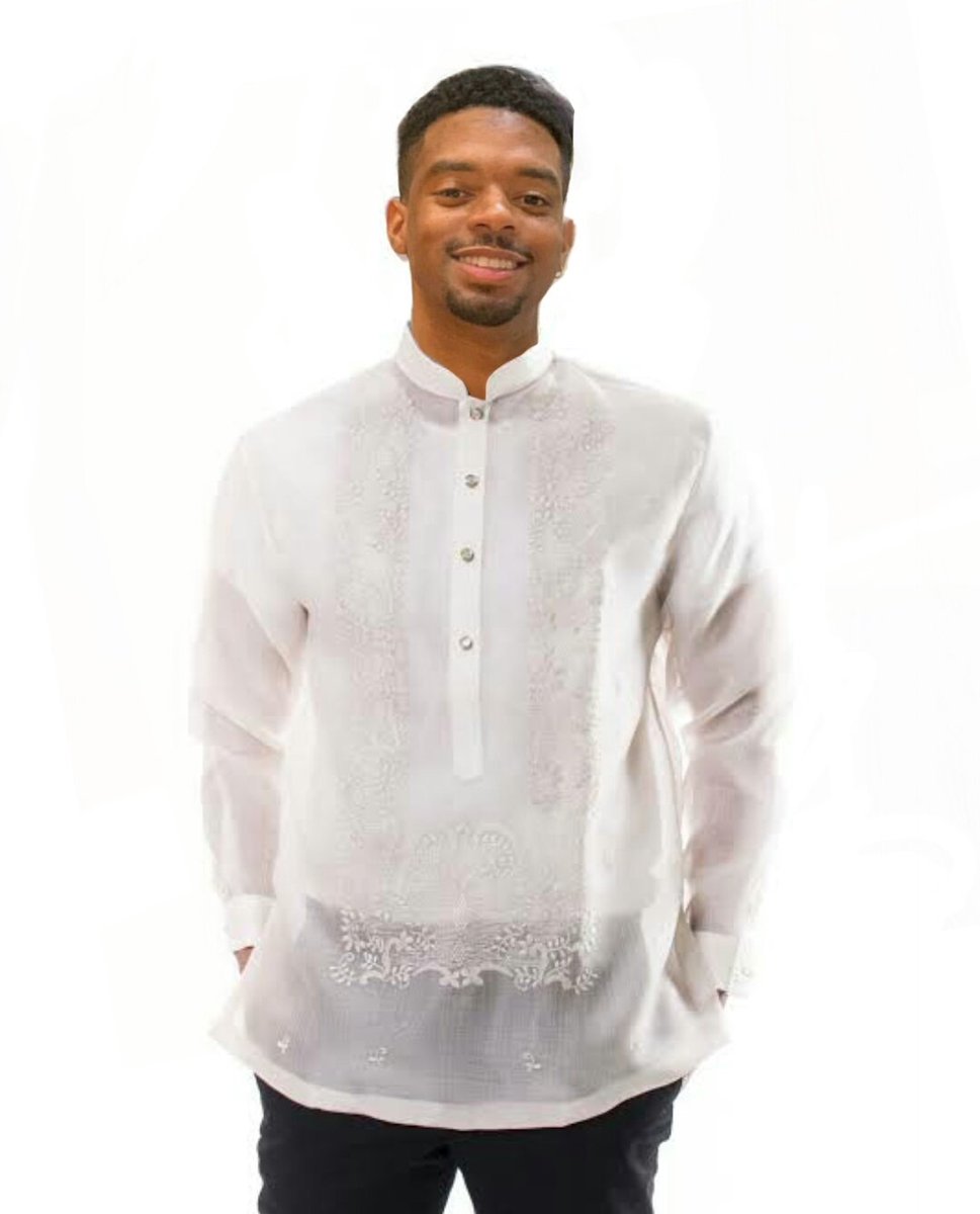 Sophieyuhhhhhhh's tweet photo. "American Boy turned Pinoy"

It suits you wearing Barong Tagalog  @brycent  ٩😊۶  Mahal ka namin! https://t.co/zWpWqRzJwu
